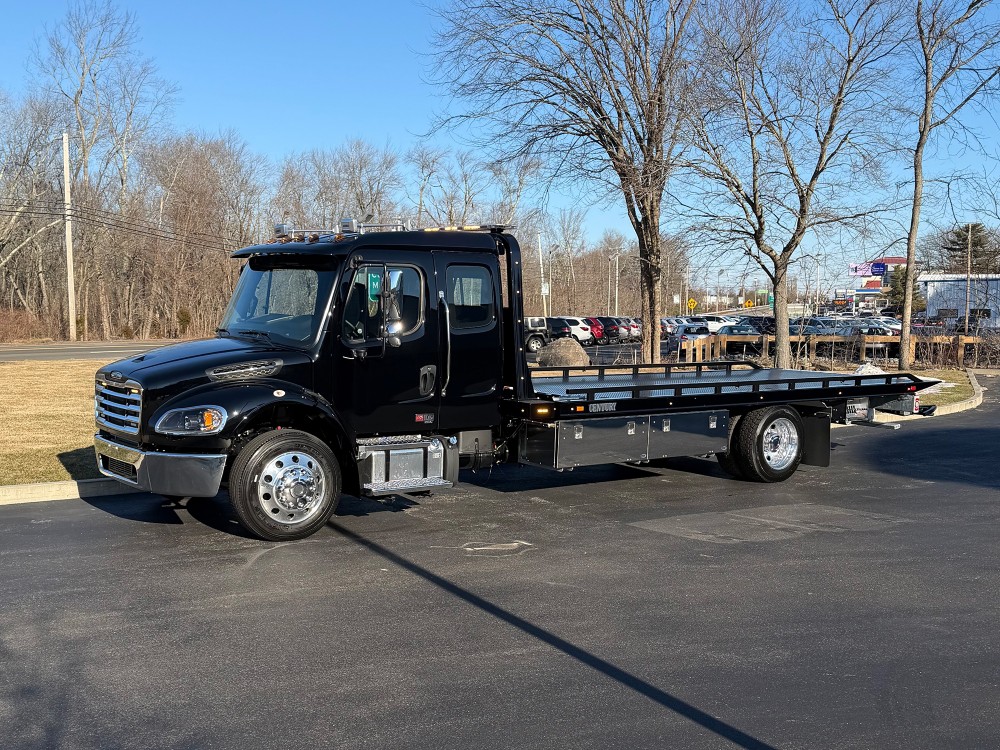 2025 Freightliner M2-X (Key# 1878) 2